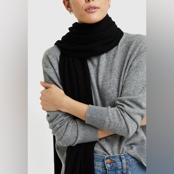 Quince Mongolian Cashmere Wrap - Picture 2 of 4